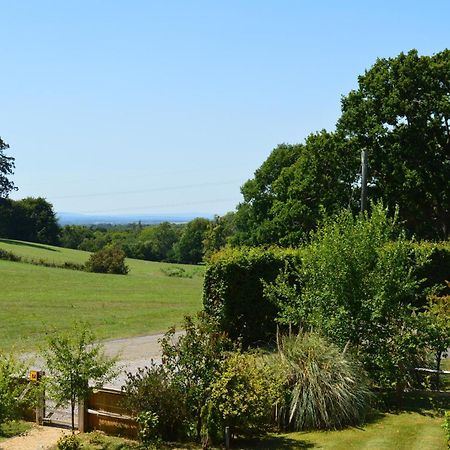 East Lodge Bolney ภายนอก รูปภาพ